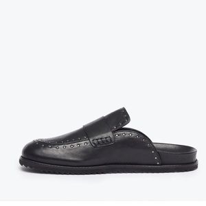 Freda Salvador, size 8